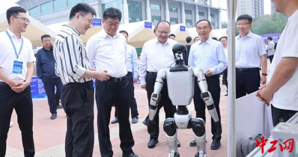 金贝街 济南：名家云集匠人荟萃&#32;助力打造数智化人才高地